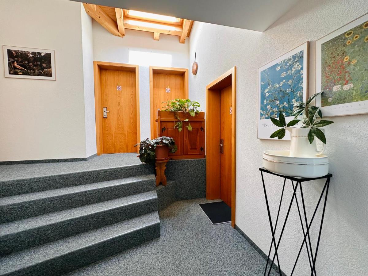 Hotel Wildbach Brienz เบรียนส์ ภายนอก รูปภาพ