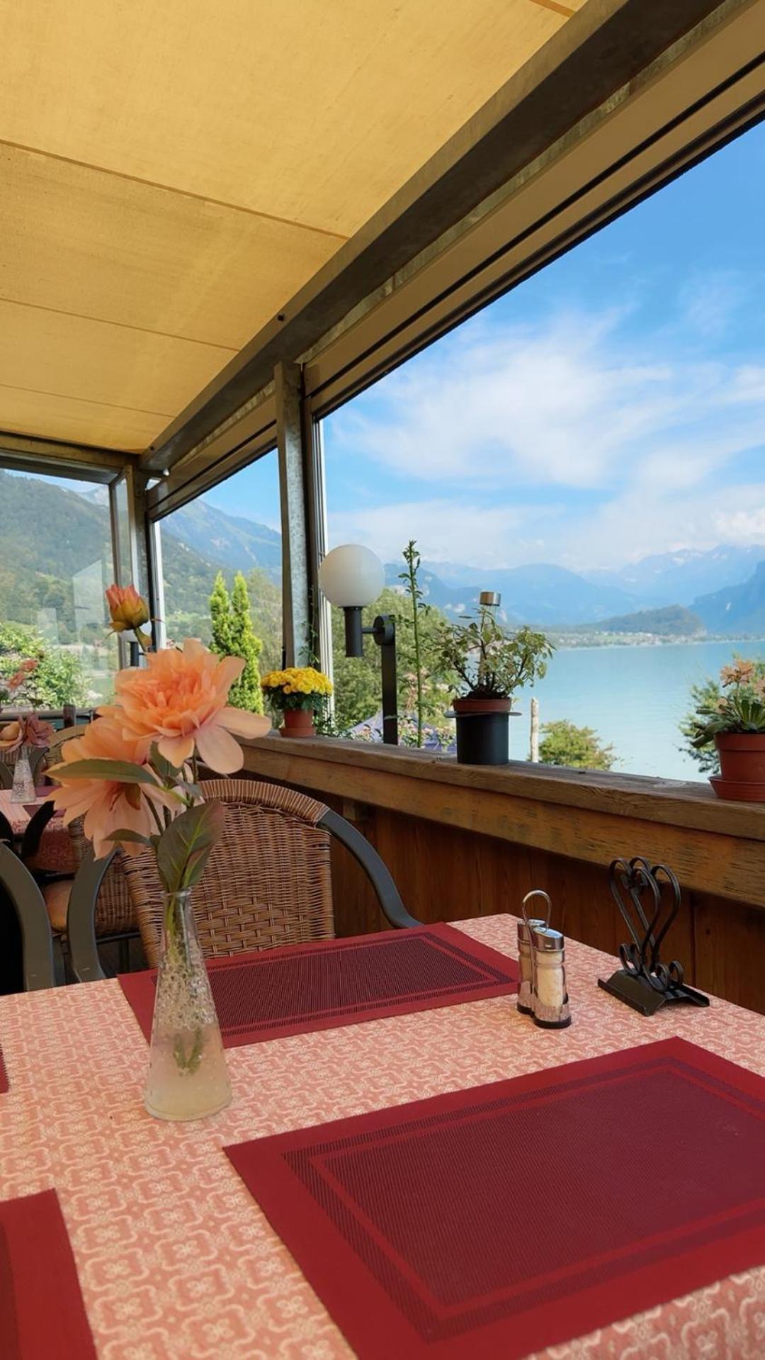Hotel Wildbach Brienz เบรียนส์ ภายนอก รูปภาพ