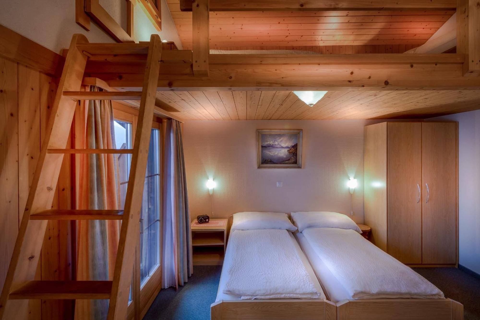 Hotel Wildbach Brienz เบรียนส์ ภายนอก รูปภาพ