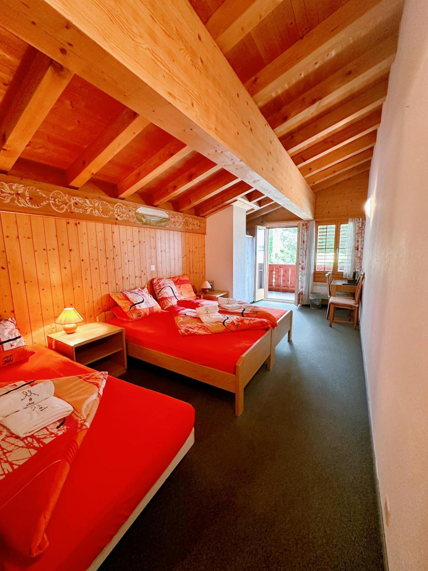 Hotel Wildbach Brienz เบรียนส์ ภายนอก รูปภาพ