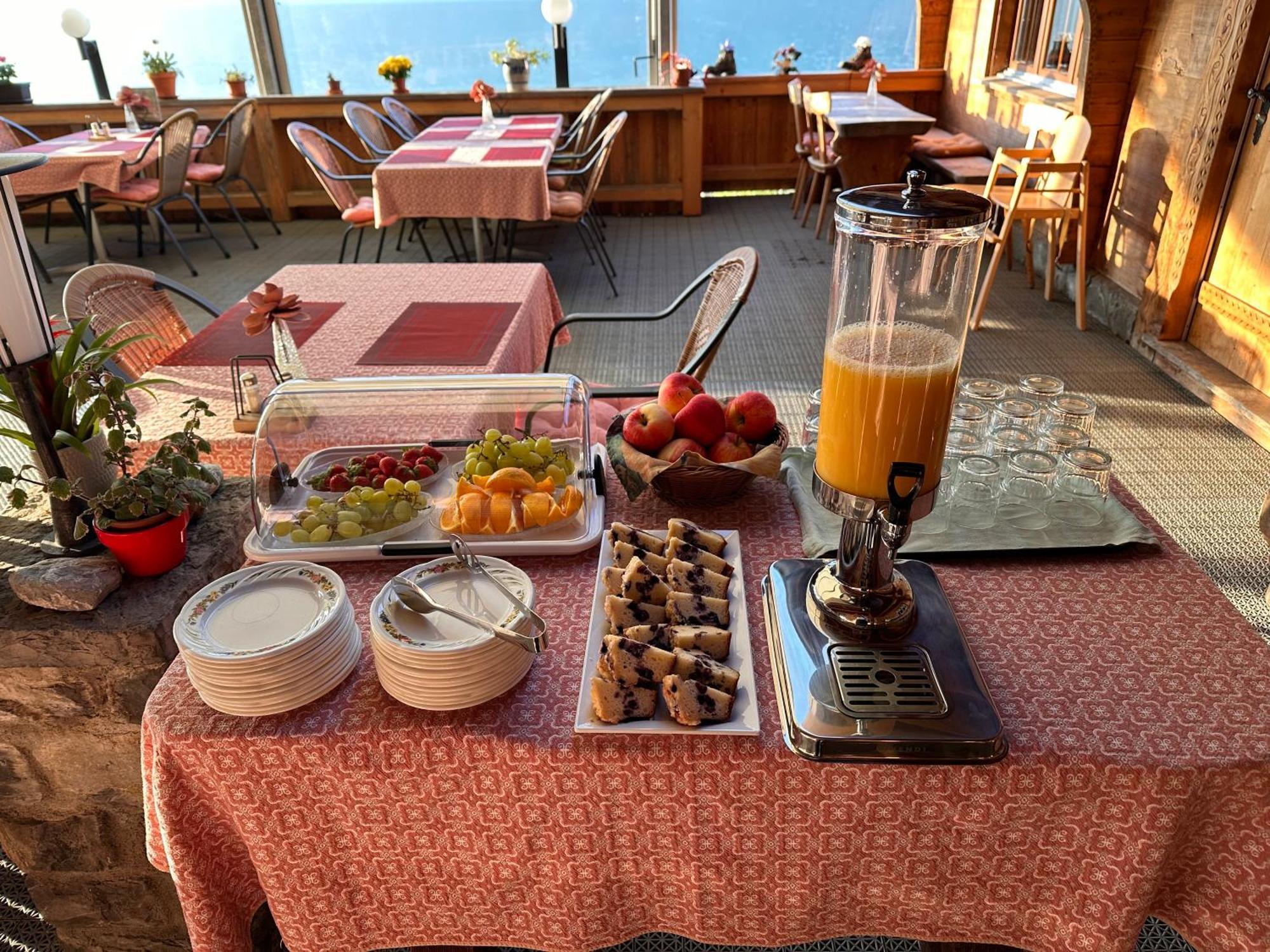 Hotel Wildbach Brienz เบรียนส์ ภายนอก รูปภาพ