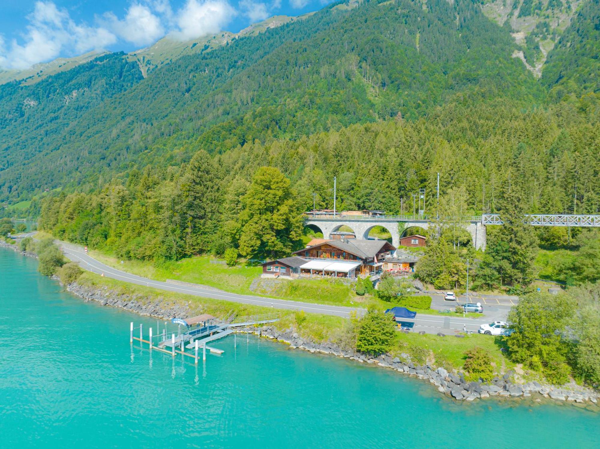 Hotel Wildbach Brienz เบรียนส์ ภายนอก รูปภาพ