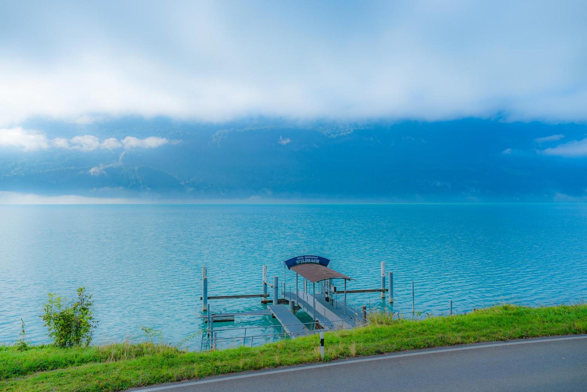 Hotel Wildbach Brienz เบรียนส์ ภายนอก รูปภาพ